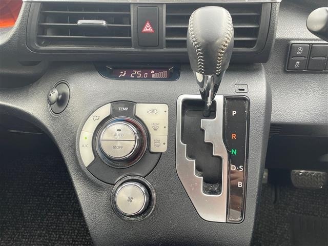 Toyota SIENTA 2015 7736196-3