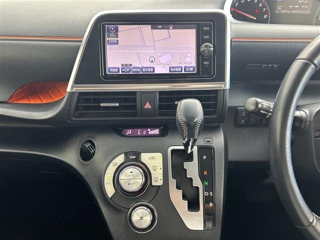 Toyota SIENTA 2017 7736210-12