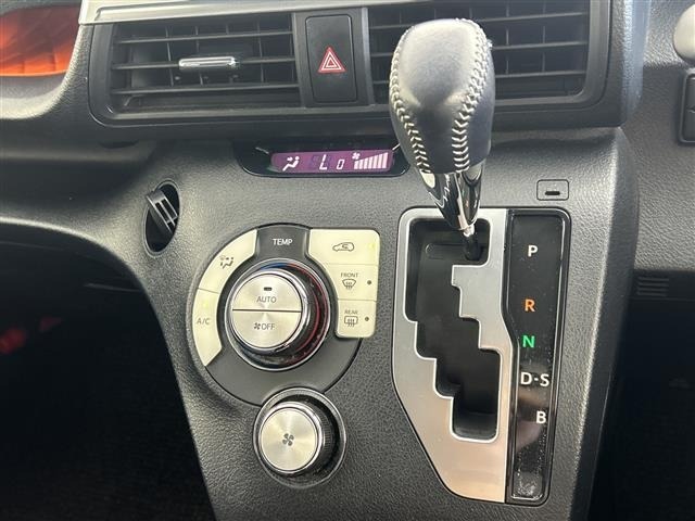 Toyota SIENTA 2017 7736210-20