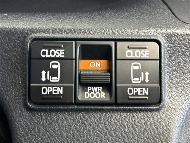 Toyota SIENTA 2017 7736210-21