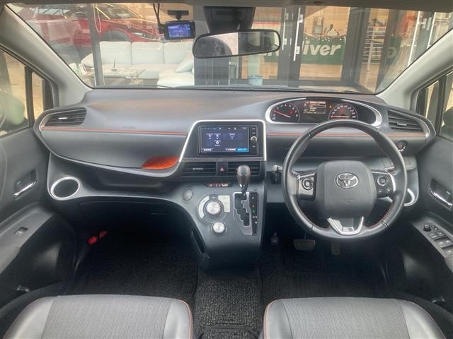 Toyota SIENTA 2017 7736227-14