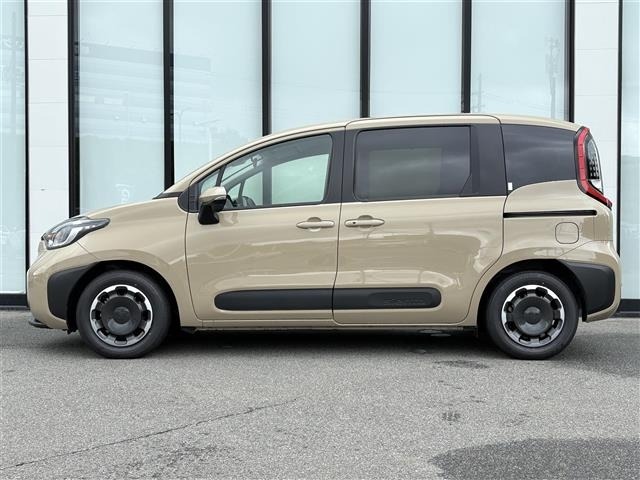 Toyota SIENTA 2024 7736267-14