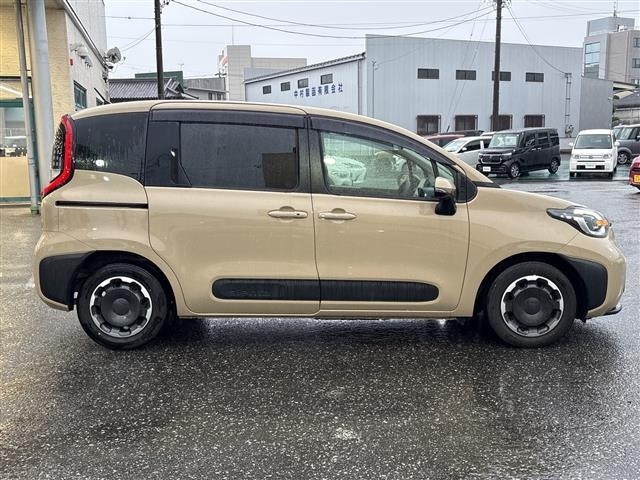 Toyota SIENTA 2025 7736274-3