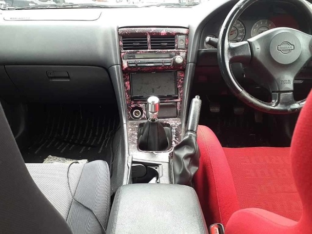 Nissan SKYLINE 2000 7737621-9