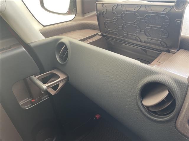 Toyota SPADE 2015 7738838-12