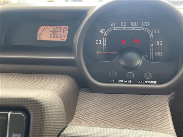 Toyota SPADE 2015 7738838-9