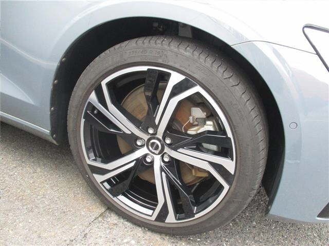 Volvo V60 2023 7738761-8