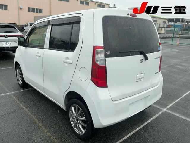 Suzuki WAGON R 2013 7741197-1
