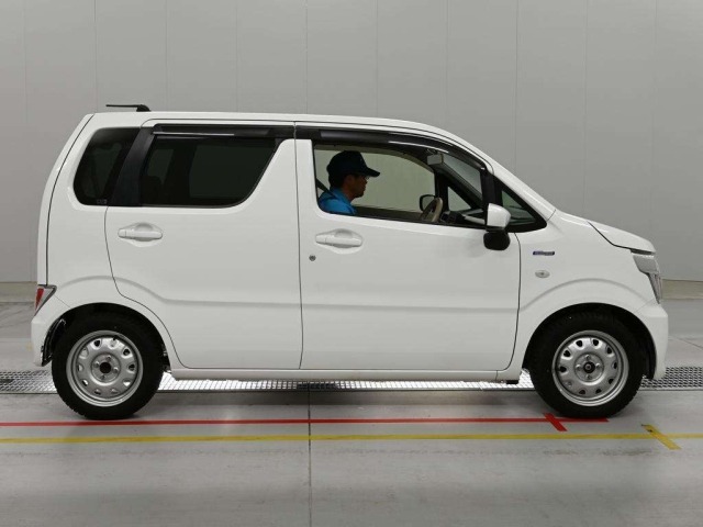 Suzuki WAGON R 2017 7741218-3