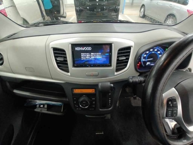 Suzuki WAGON R 2015 7741231-11