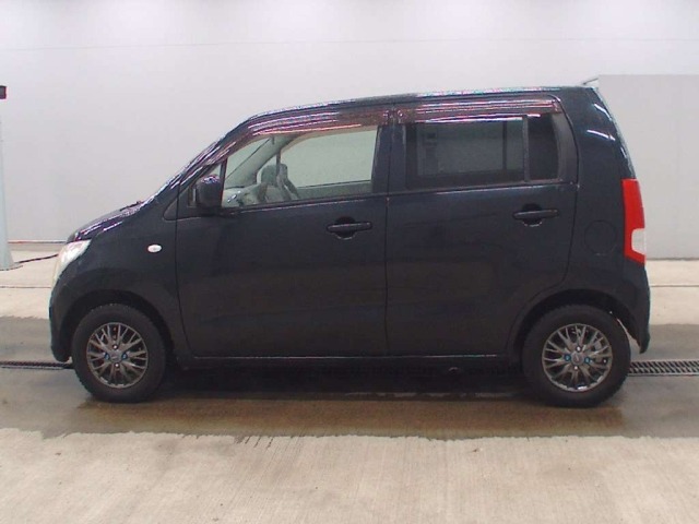 Suzuki WAGON R 2011 7741232-4