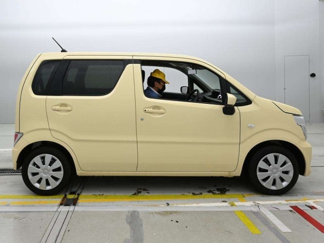 Suzuki WAGON R 2024 7741291-3
