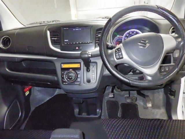 Suzuki WAGON R 2013 7741300-4