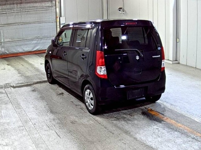 Suzuki WAGON R 2012 7741302-1