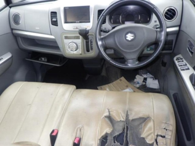 Suzuki WAGON R 2010 7741304-3
