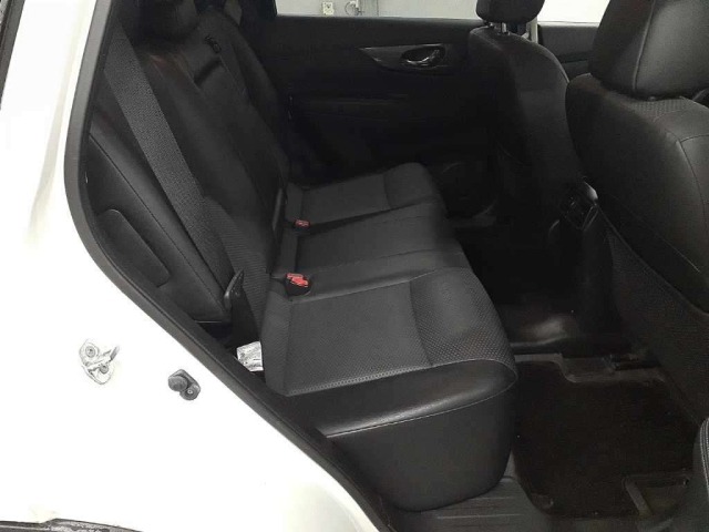 Nissan X-TRAIL 2015 7741784-10