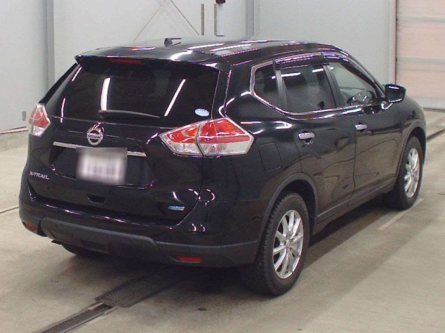 Nissan X-TRAIL 2015 7741795-1