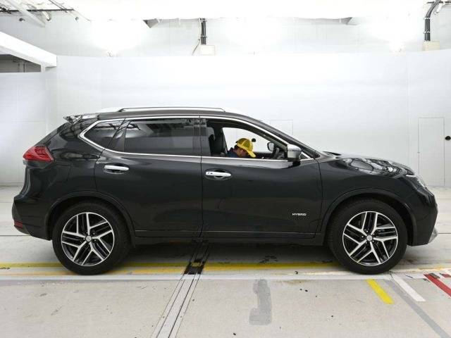 Nissan X-TRAIL 2021 7741814-3