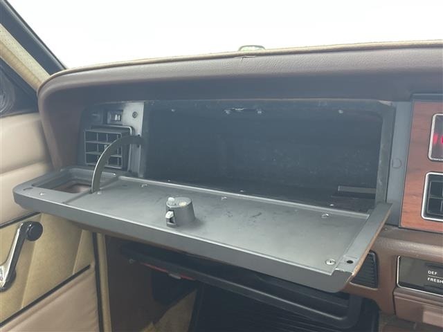 Isuzu 117 COUPE 1985 7750073-17