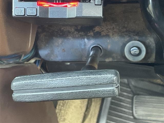 Isuzu 117 COUPE 1985 7750073-8