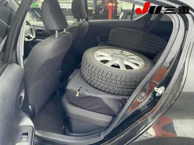 Toyota AQUA 2019 7770612-10