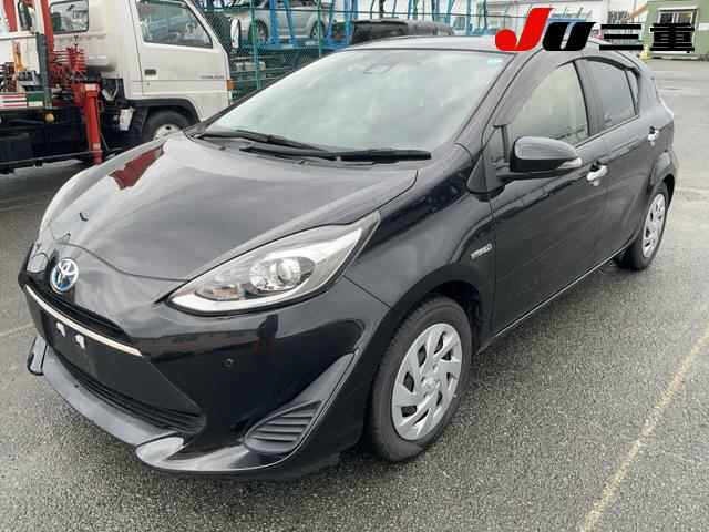 Toyota AQUA 2019 7770612-9