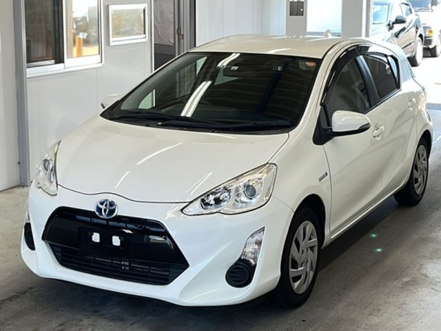 Toyota AQUA 2015 7770705-0