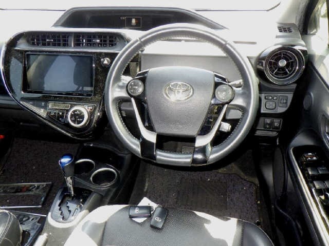 Toyota AQUA 2020 7770788-3