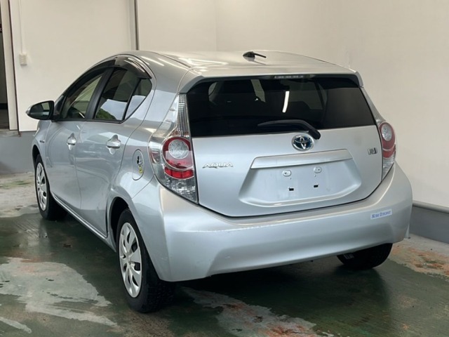 Toyota AQUA 2014 7770834-1
