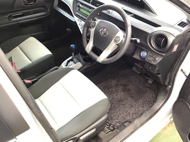 Toyota AQUA 2014 7770834-5