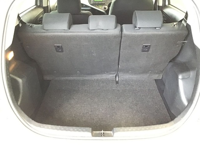 Toyota AQUA 2014 7770834-7