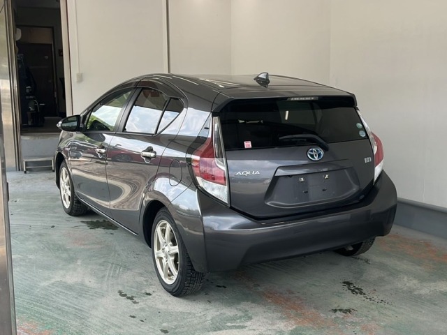 Toyota AQUA 2016 7770847-1