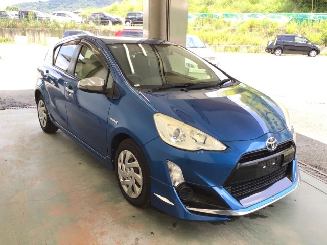 Toyota AQUA 2014 7770848-3