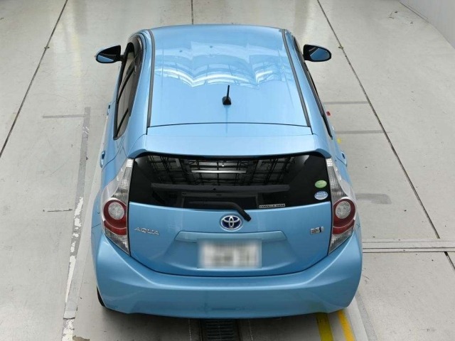 Toyota AQUA 2012 7770974-8