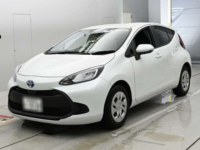 Toyota AQUA 2025 7770997-0