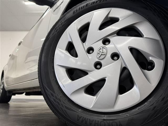 Toyota AQUA 2017 7771573-24