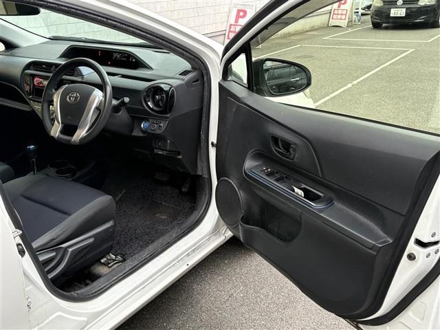 Toyota AQUA 2015 7771723-12