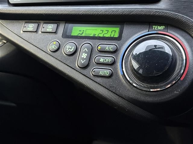 Toyota AQUA 2014 7771858-11