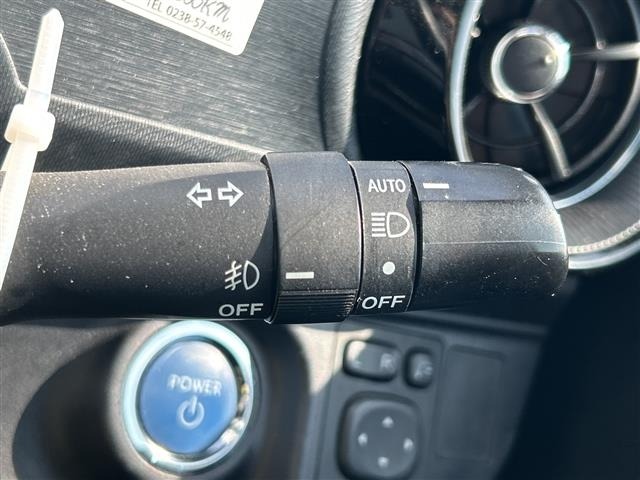 Toyota AQUA 2017 7771867-12