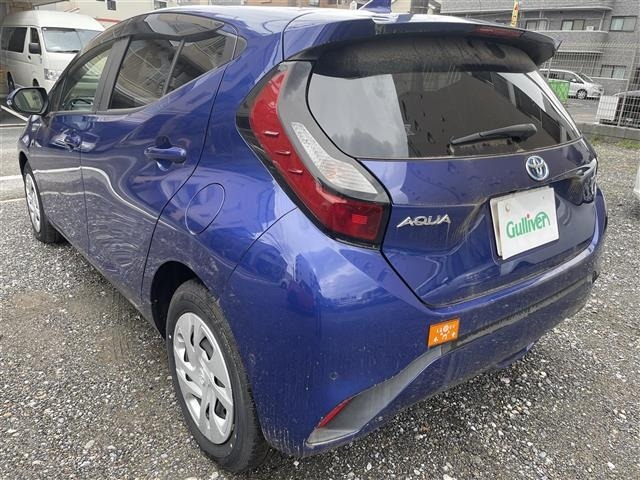 Toyota AQUA 2022 7771885-13