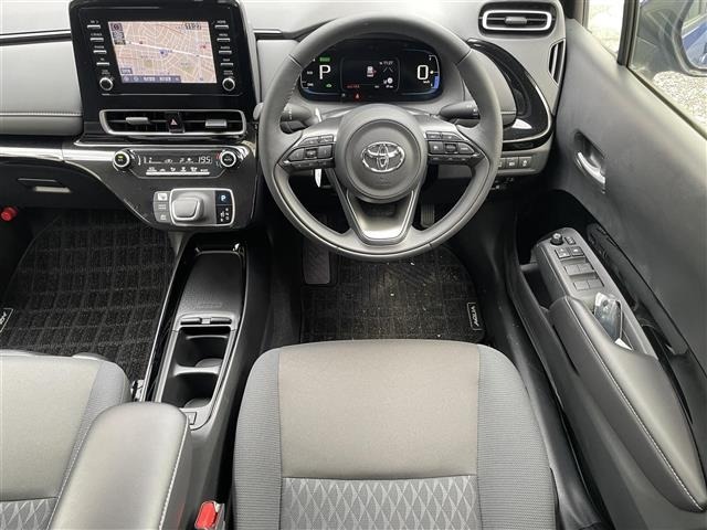 Toyota AQUA 2022 7771885-16