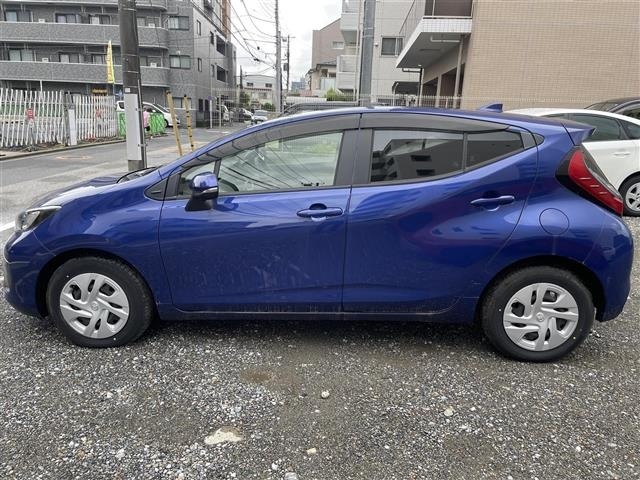 Toyota AQUA 2022 7771885-22