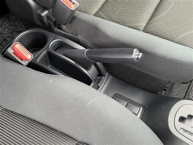 Toyota AQUA 2016 7771892-5