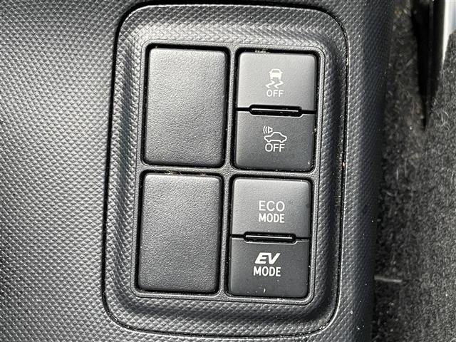 Toyota AQUA 2016 7771892-7