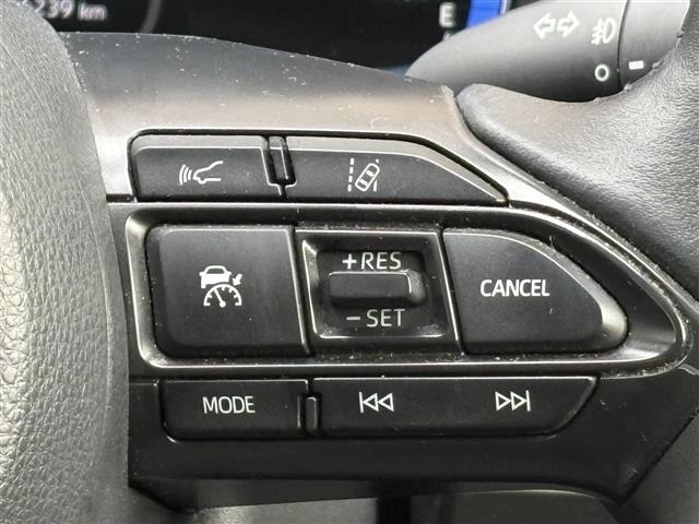 Toyota AQUA 2021 7771911-12