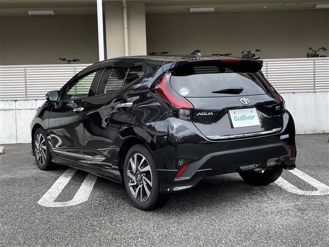 Toyota AQUA 2021 7771911-13