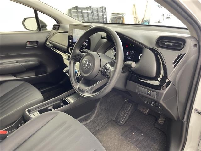 Toyota AQUA 2022 7771932-1