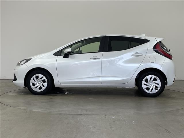 Toyota AQUA 2022 7771932-19