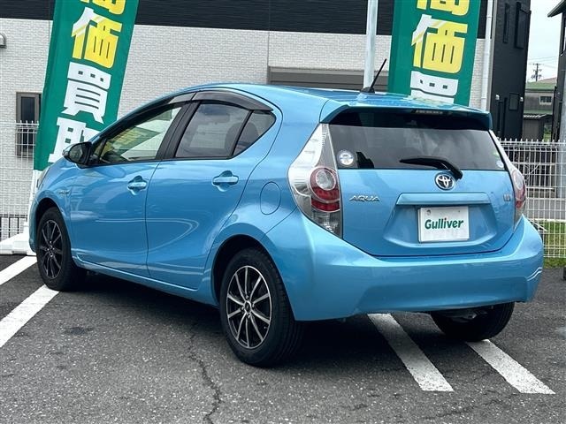 Toyota AQUA 2014 7771934-13