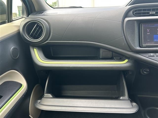 Toyota AQUA 2014 7771934-22
